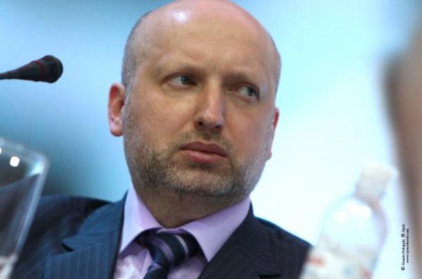 Турчинов просит НАБУ проверить заявление о выведенных им в оффшоры $ 800 млн
